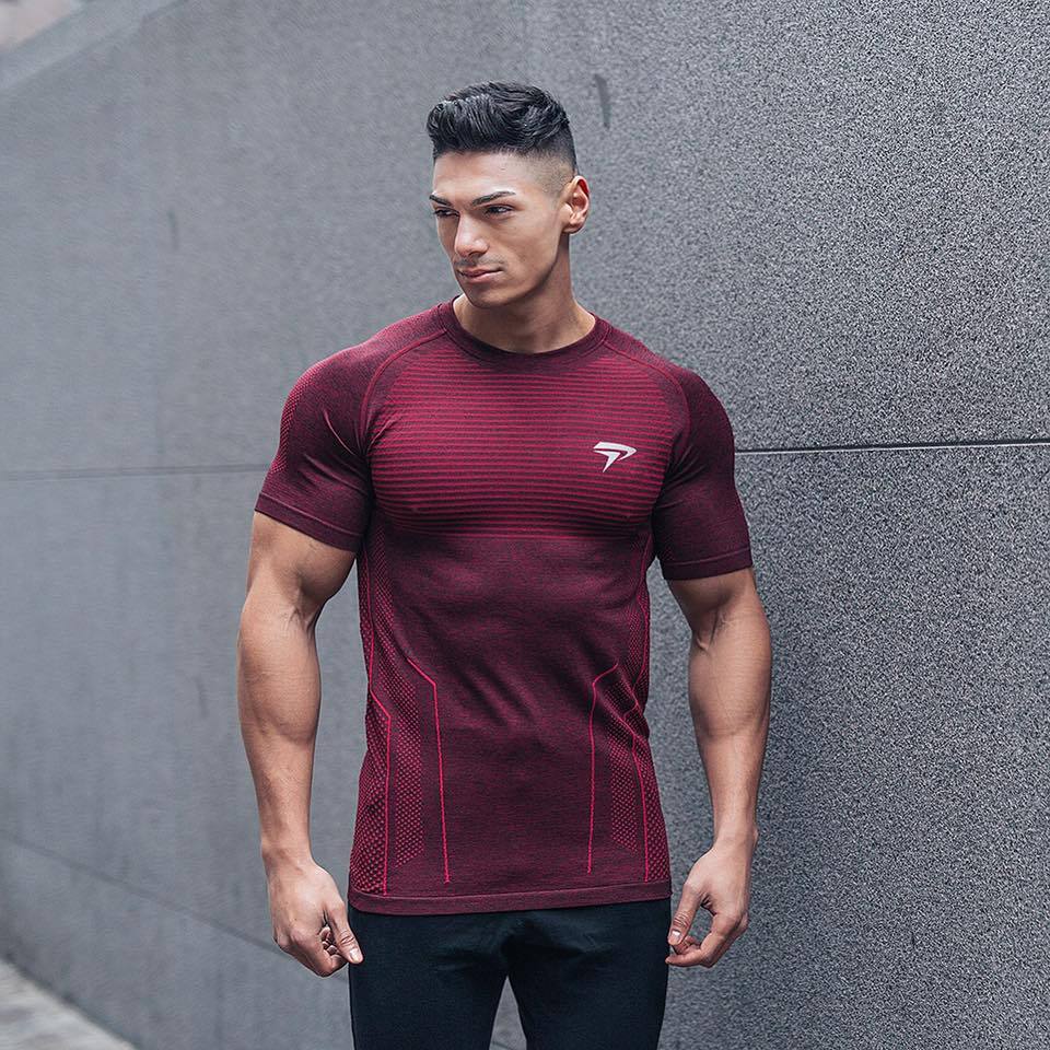 Mens Workout Tops quick-drying, breathable
sports, running, hiking, hiking, cycling, gliding, Running