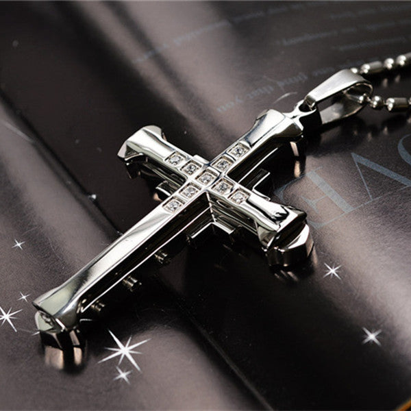 European And American Cross Necklace